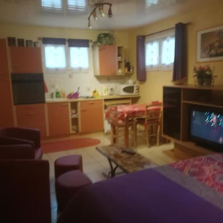 Maison Montricher-le-Bochet Bagian luar foto